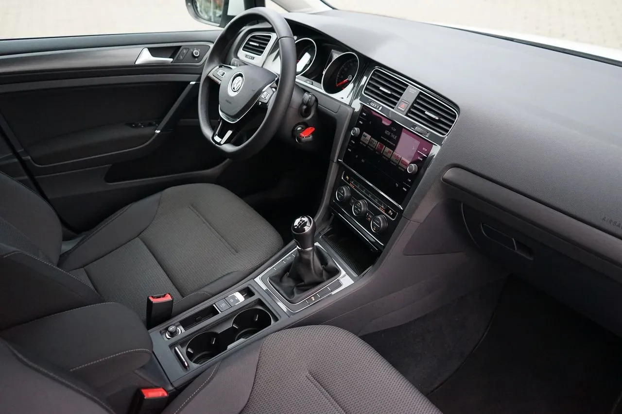 Volkswagen Golf VII Variant 1.0 TSI...  Image 6